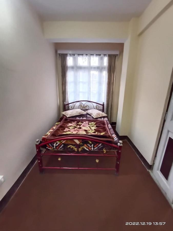 Dukeraj Homestay Дарджилинг Екстериор снимка